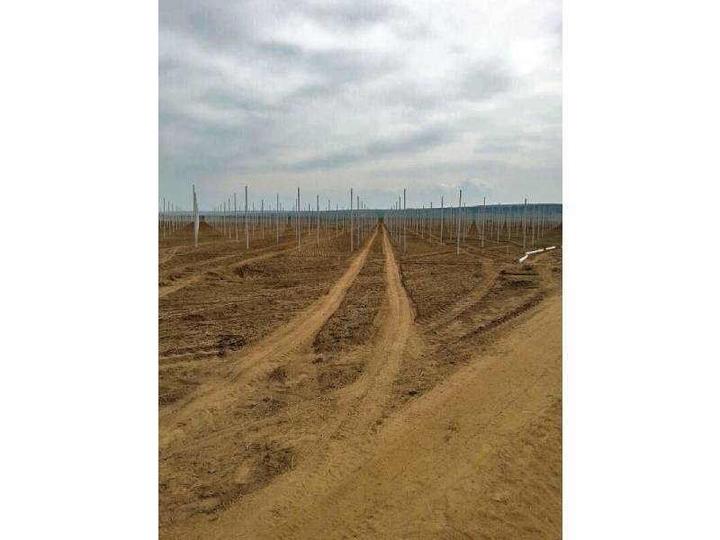 Postavljanje protivgradne mreze april 2015