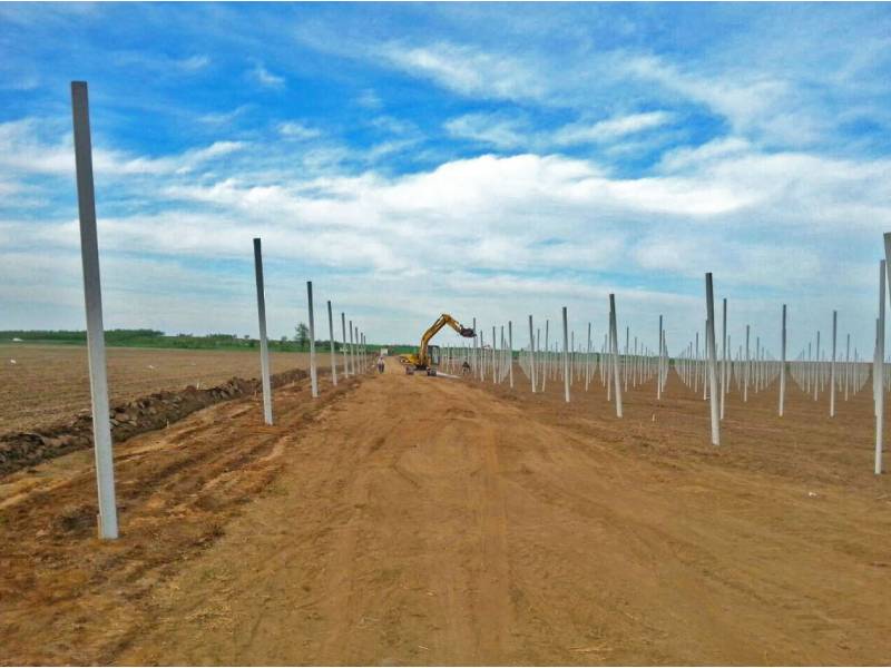 Postavljanje protivgradne mreze april 2015